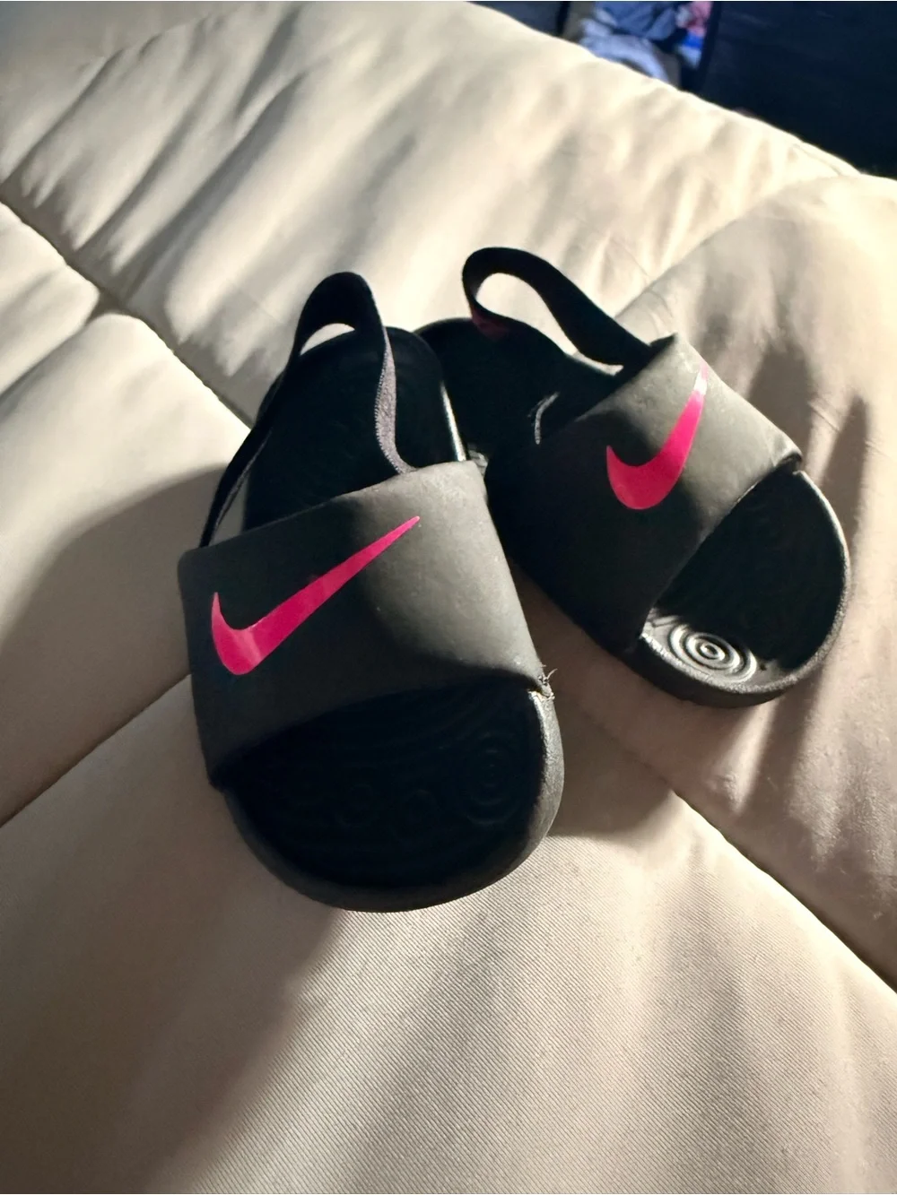 Nike Toddler Black Slide Sandals with Hot Pink Swoosh
